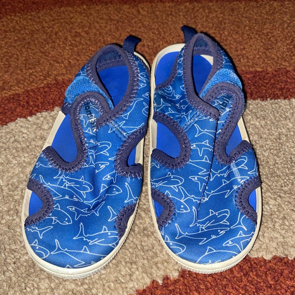 Blue Shark Print Kids Water Shoes